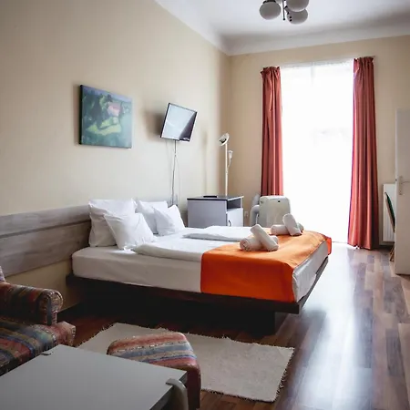 Hotell Kapos