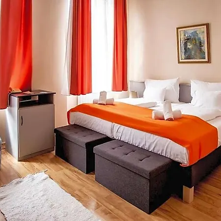 Hotel Kapos