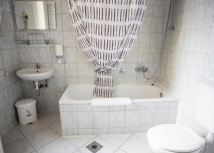Hotel Kapos 3*